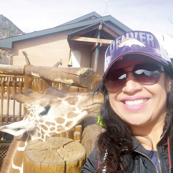 Meet your Posher, Norma - Picture 2 of 2